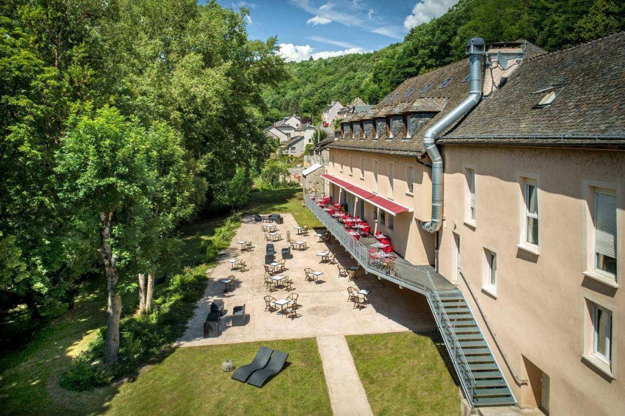 Logis Hotel Restaurant Les 2 Rives - A75, En Bordure De Riviere Banassac Eksteriør billede