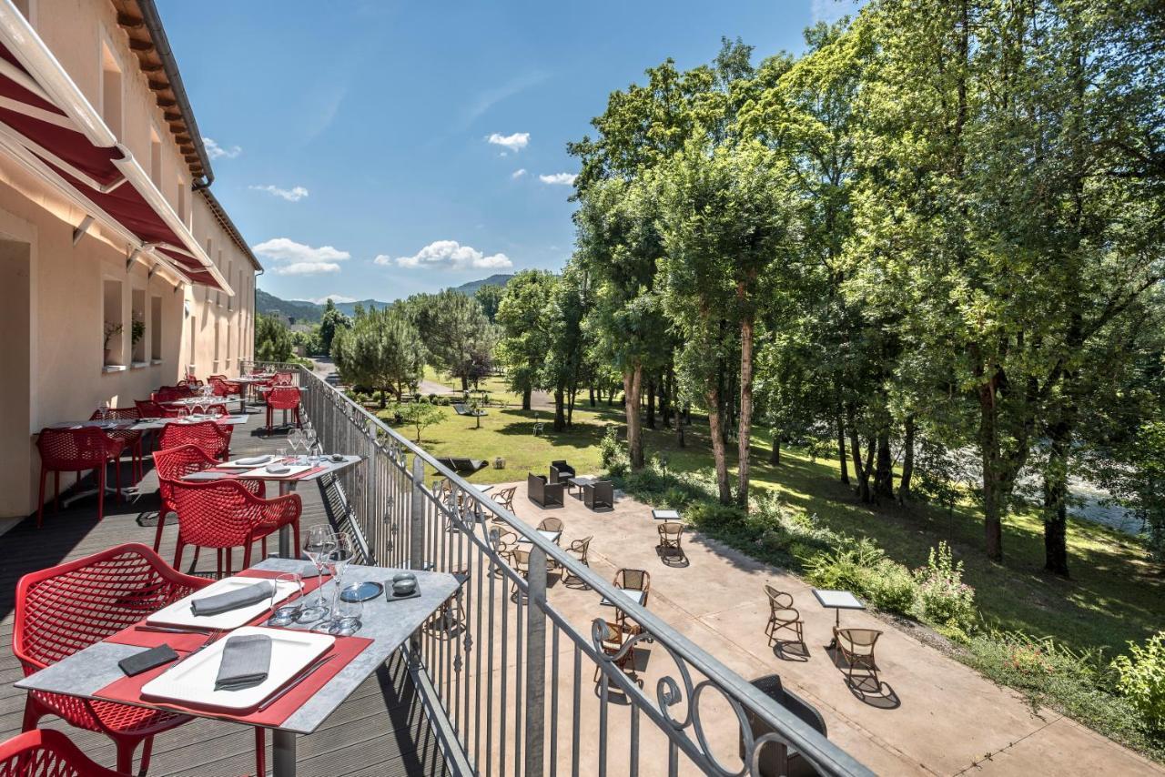 Logis Hotel Restaurant Les 2 Rives - A75, En Bordure De Riviere Banassac Eksteriør billede